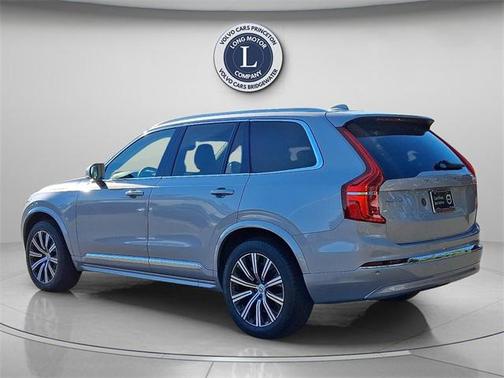 2025 Volvo XC90 B5 Core