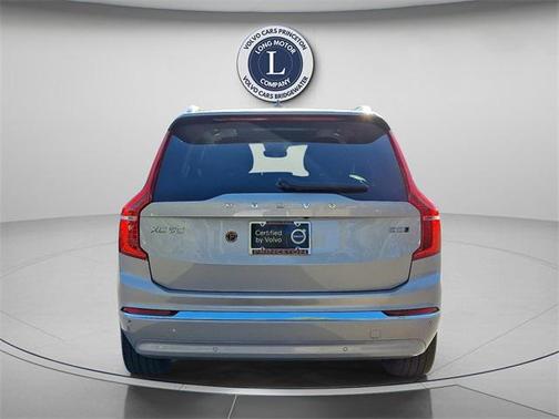 2025 Volvo XC90 B5 Core