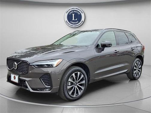 2025 Volvo XC60 B5 Plus