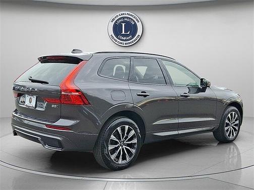 2025 Volvo XC60 B5 Plus