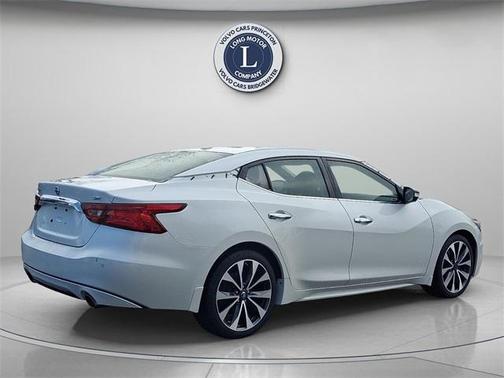 2017 Nissan Maxima 3.5 SR