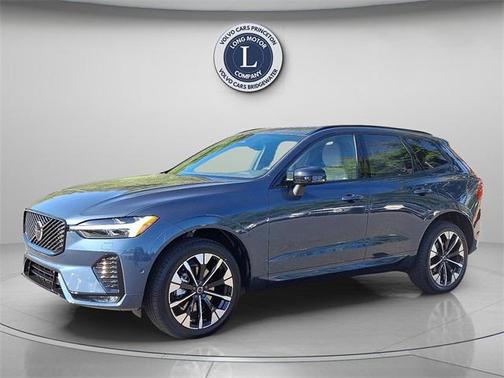 2026 Volvo XC60 B5 Plus