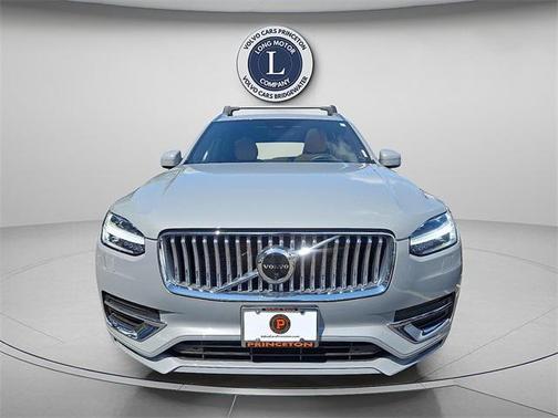 2024 Volvo XC90 Recharge Plug-In Hybrid T8 Ultimate Bright Theme 7-Seater