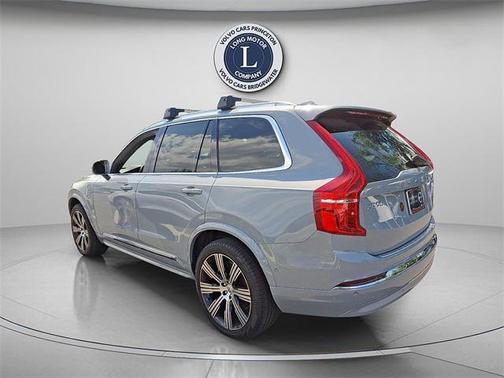 2024 Volvo XC90 Recharge Plug-In Hybrid T8 Ultimate Bright Theme 7-Seater