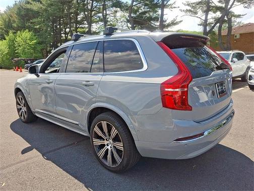 2024 Volvo XC90 Recharge Plug-In Hybrid T8 Ultimate Bright Theme 7-Seater