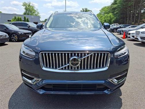 2024 Volvo XC90 Recharge Plug-In Hybrid T8 Ultimate 6-Seater