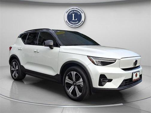 2023 Volvo XC40 Recharge Pure Electric Twin Plus