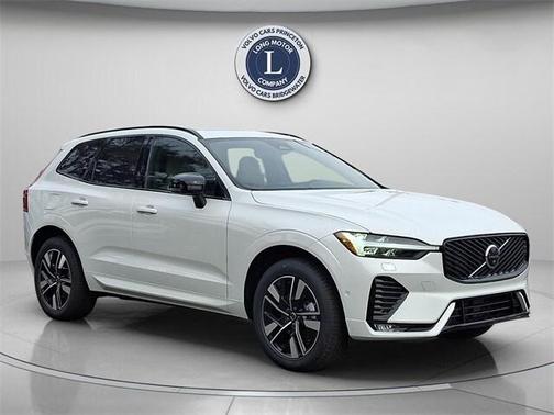 2026 Volvo XC60 B5 Plus