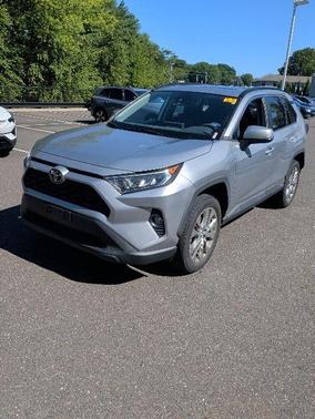 Silver Sky Metallic 2020 Toyota RAV4 XLE Premium