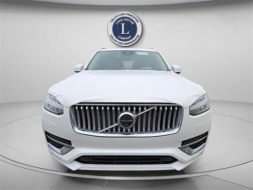 2025 Volvo XC90 B6 Plus 7-Seater
