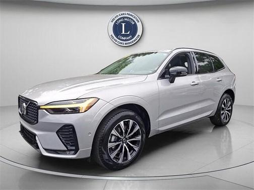 2025 Volvo XC60 B5 Plus