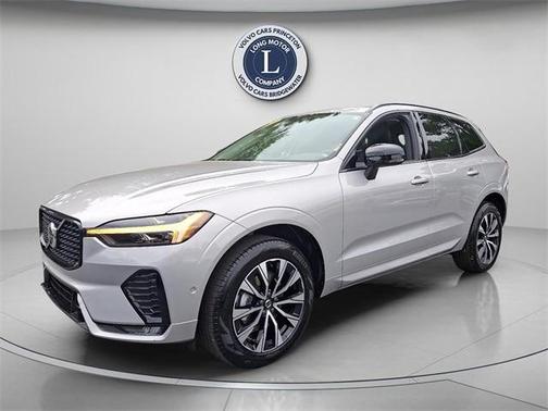 2025 Volvo XC60 B5 Plus