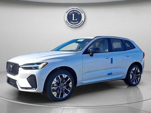 2026 Volvo XC60 B5 Plus