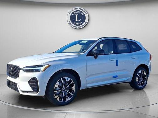2026 Volvo XC60 B5 Plus