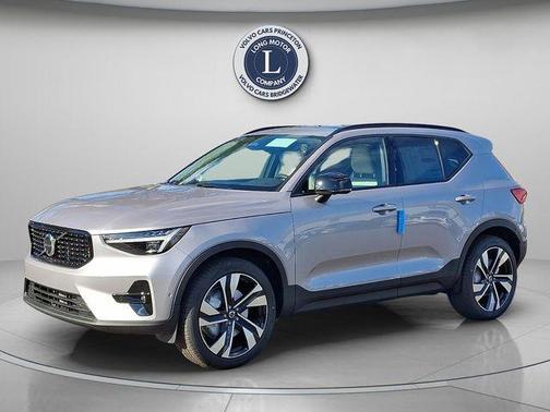 2026 Volvo XC40 B5 Ultra