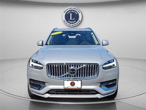 2025 Volvo XC90 B6 Plus 7-Seater