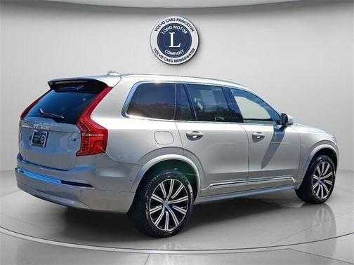 2025 Volvo XC90 B6 Plus 7-Seater