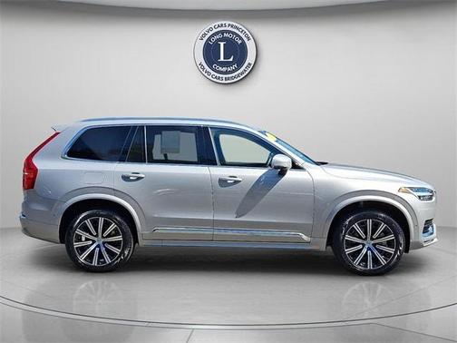 2025 Volvo XC90 B6 Plus 7-Seater