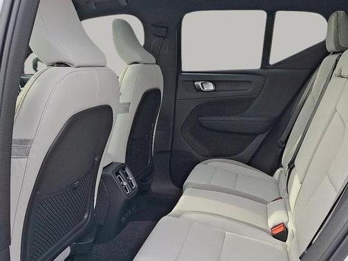 Crystal White Pearl 2026 Volvo EX40 Single Motor Extended Range Plus