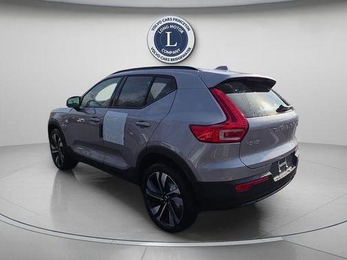 Aurora Blue 2026 Volvo XC40 B5 Plus