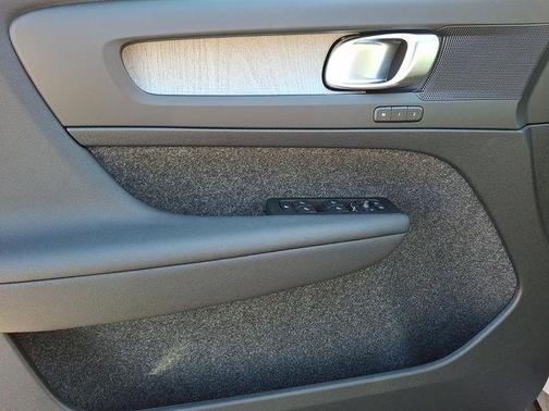 Aurora Blue 2026 Volvo XC40 B5 Plus