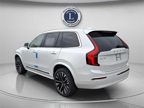 2025 Volvo XC90 Plug-In Hybrid T8 Ultra 7-Seater