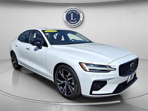 2025 Volvo S60 B5 Core