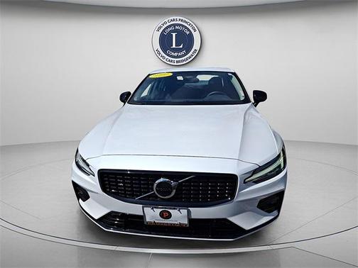 2025 Volvo S60 B5 Core