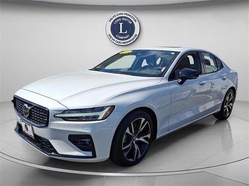 2025 Volvo S60 B5 Core