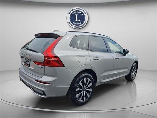 2025 Volvo XC60 B5 Plus