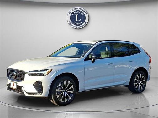 2025 Volvo XC60 B5 Plus