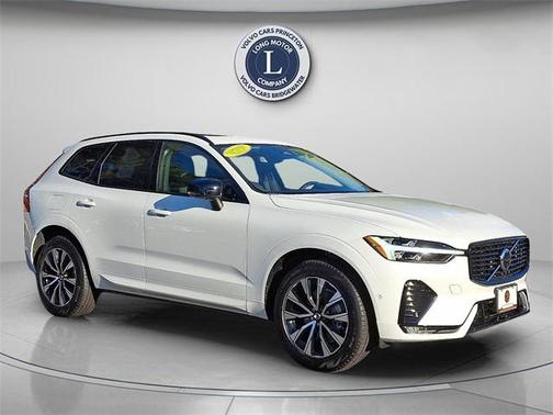 2025 Volvo XC60 B5 Plus