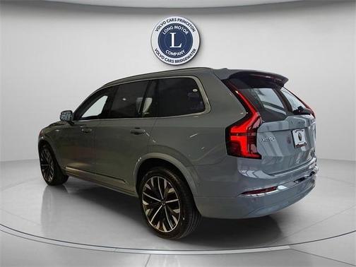 2026 Volvo XC90 B6 Plus 7-Seater