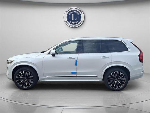 2025 Volvo XC90 B6 Plus 7-Seater