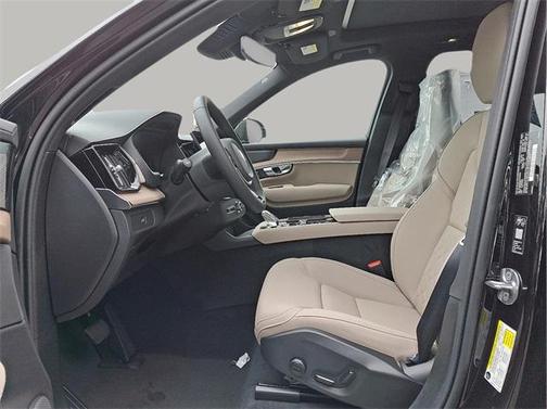 2026 Volvo XC90 B5 Plus 7-Seater