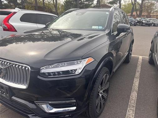 2023 Volvo XC90 B6 Ultimate 7-Seater