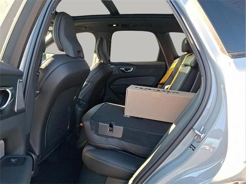 2026 Volvo XC60 Plug-In Hybrid T8 Polestar Engineered