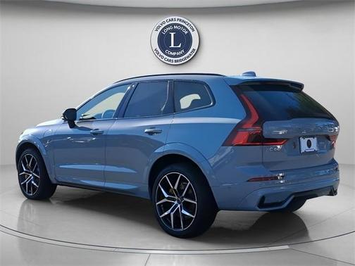 2026 Volvo XC60 Plug-In Hybrid T8 Polestar Engineered