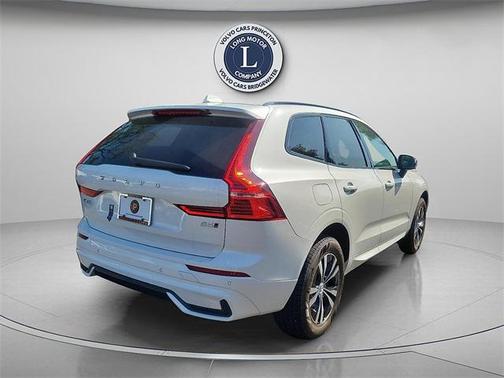 2025 Volvo XC60 Core
