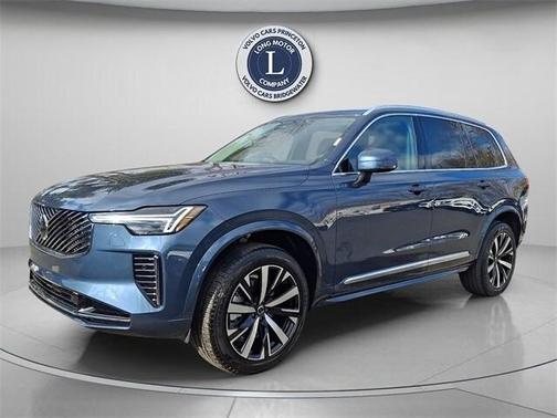 2026 Volvo XC90 B5 Core