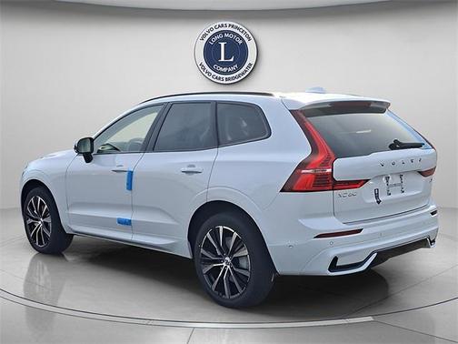 2025 Volvo XC60 B5 Plus