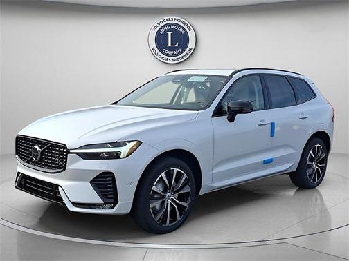 2025 Volvo XC60 B5 Plus