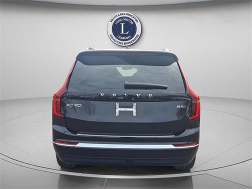 2025 Volvo XC90 B5 Plus 7-Seater