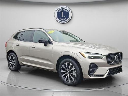 2025 Volvo XC60 B5 Plus