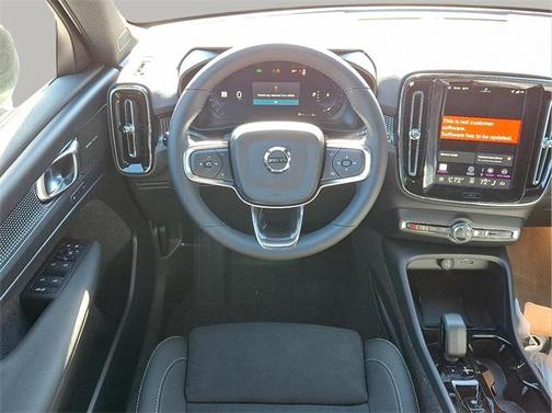 2026 Volvo XC40 B5 Ultra Black Edition