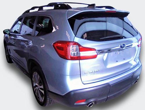 Ice Silver Metallic 2022 Subaru Ascent Limited 7-Passenger