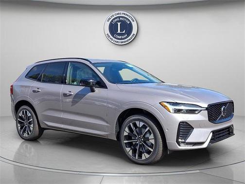 2026 Volvo XC60 B5 Plus