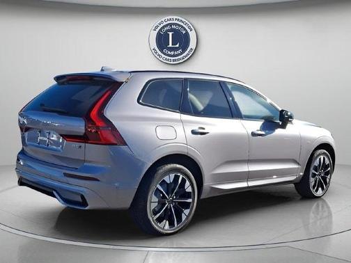 Aurora Blue 2026 Volvo XC60 B5 Plus