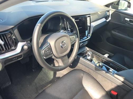 2024 Volvo S60 B5 Core Dark Theme