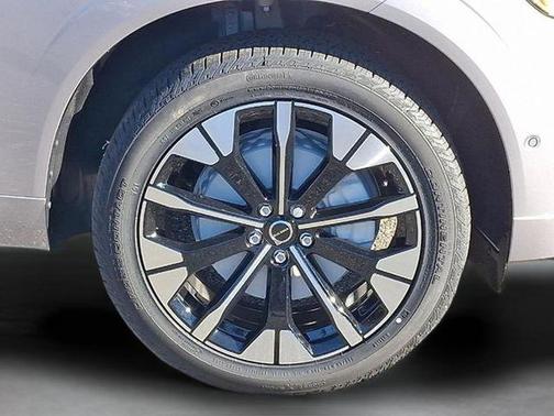 Aurora Blue 2026 Volvo XC60 B5 Plus